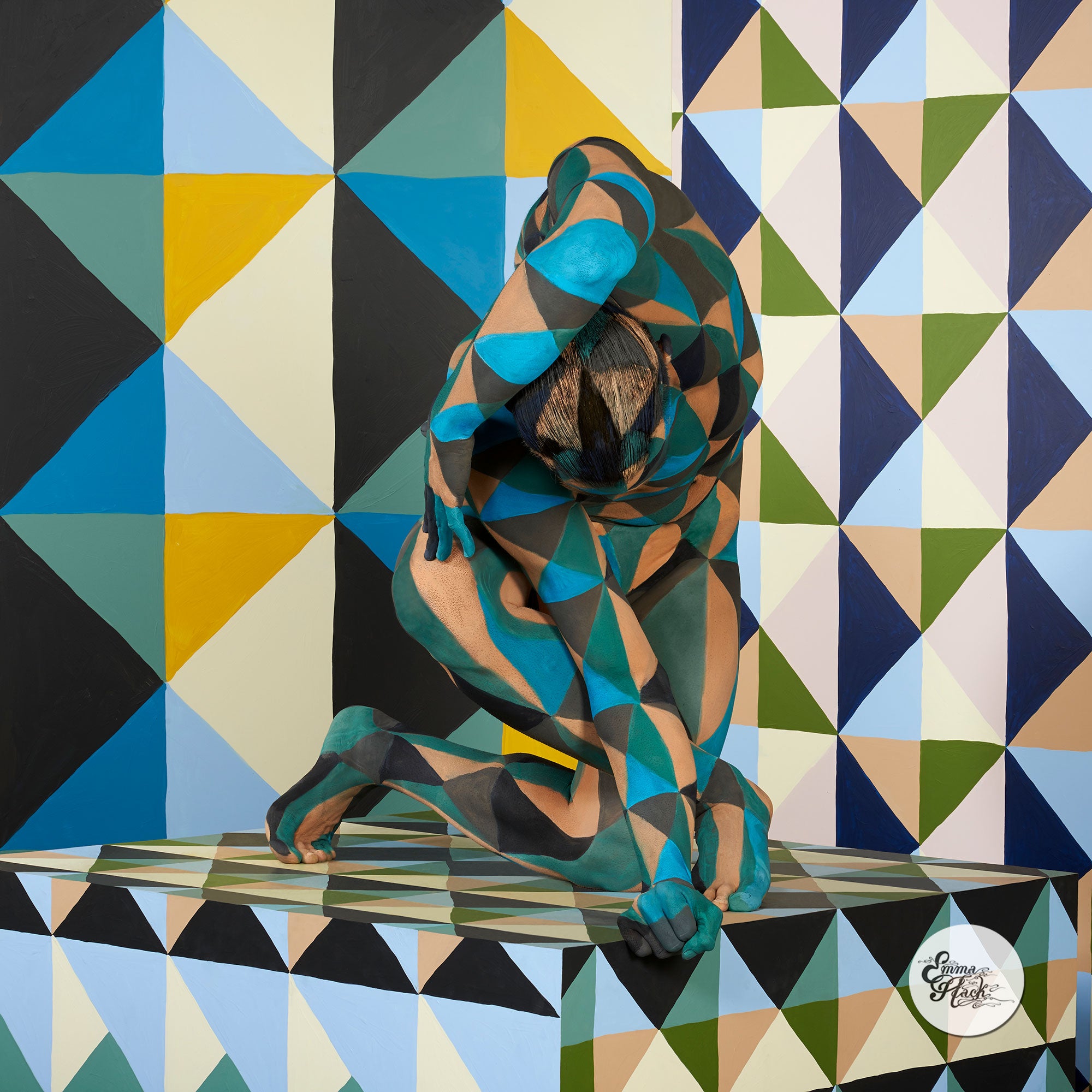 GEOMETRIC 18